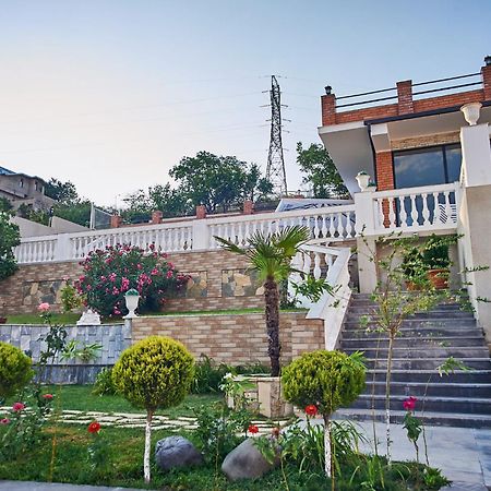 The Hilltop Skyline Hotel Tbilisi Bagian luar foto