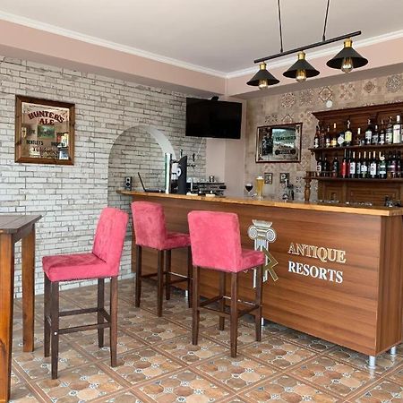 The Hilltop Skyline Hotel Tbilisi Bagian luar foto