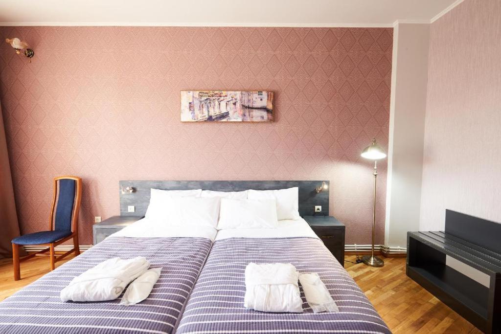 The Hilltop Skyline Hotel Tbilisi Bagian luar foto
