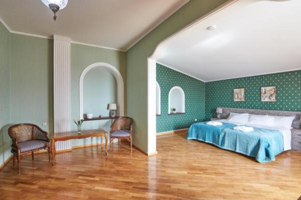 The Hilltop Skyline Hotel Tbilisi Bagian luar foto