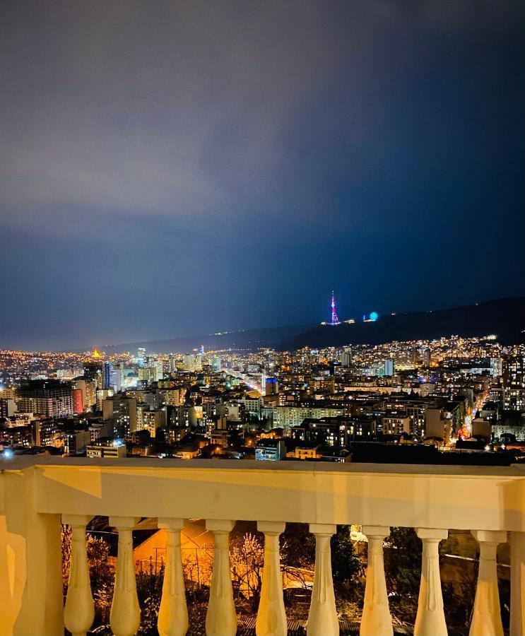 The Hilltop Skyline Hotel Tbilisi Bagian luar foto